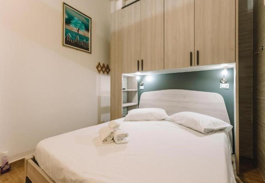Zenzero E Limone Bed & Breakfast Cagliari Bagian luar foto