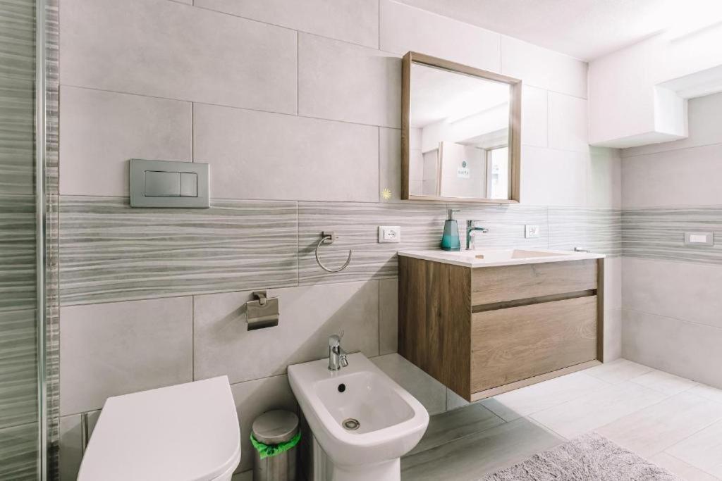 Zenzero E Limone Bed & Breakfast Cagliari Bagian luar foto