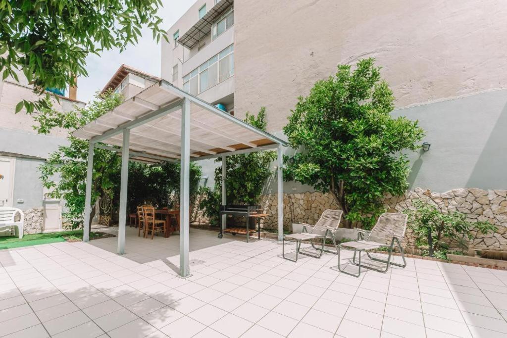 Zenzero E Limone Bed & Breakfast Cagliari Bagian luar foto
